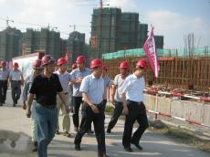 六合区领导视察南京建工集团六合中医院易地新建工程项目